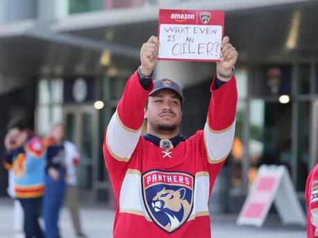 Momentka zo zápasu Florida - Edmonton (4. zápas finále NHL)