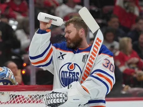 Momentka zo zápasu Florida - Edmonton (4. zápas finále NHL)