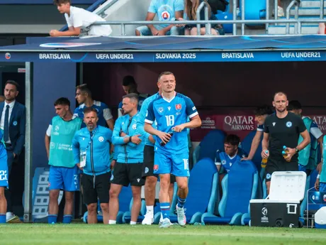 Momentka zo zápasu Slovensko - Španielsko v skupine A na EURO U21 2025 (ME vo futbale do 21 rokov 2025).