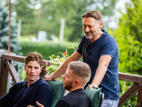 Tréner Vladimír Országh, Peter Cehlárik a Matúš Sukeľ.