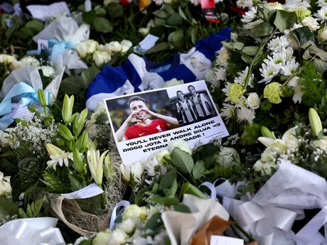 Pohreb Dioga Jotu a Andrého Silvu