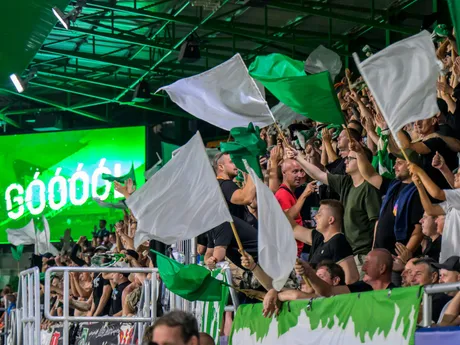 fanklub Tatrana Prešov sa teší z gólu