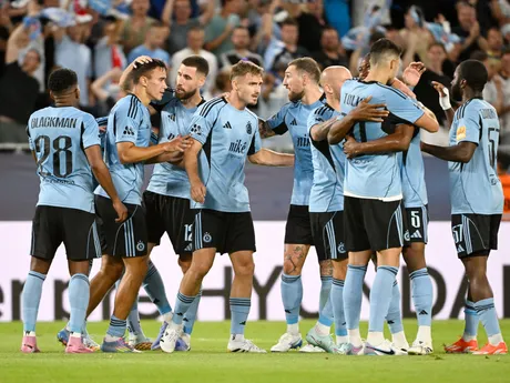 radosť hráčov Slovana po strelení druhého gólu