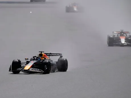 Max Verstappen počas pretekov F1 na Veľkej cene Veľkej Británie.