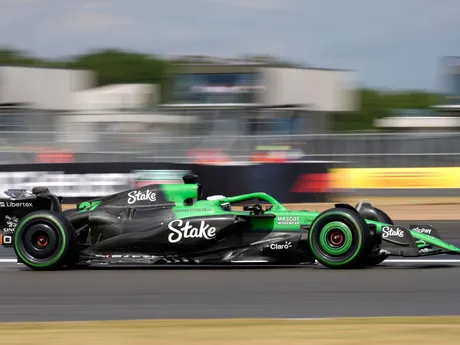 Jazdec Sauberu Nico Hülkenberg počas pretekov F1 na Veľkej cene Veľkej Británie.