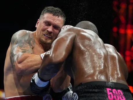 Fotka zo zápasu Oleksandr Usyk - Daniel Dubois 2.