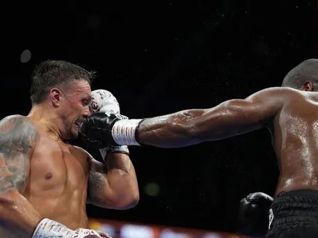 Fotka zo zápasu Oleksandr Usyk - Daniel Dubois 2.