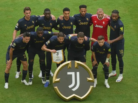 Futbalisti Juventus pred osemfinálovým zápasom Real Madrid - Juventus Turín na MS klubov.