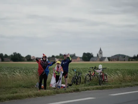 Fanúšikovia počas 1. etapy na Tour de France 2025.