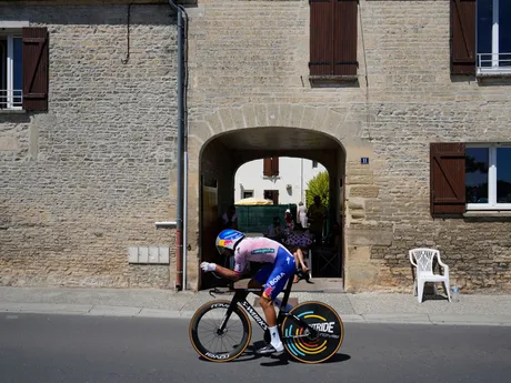 Gianni Moscon počas časovky v 5. etape Tour de France 2025