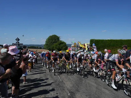 Momentka zo 6. etapy Tour de France 2025