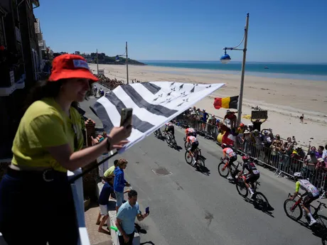 Momentka zo 7. etapy Tour de France 2025