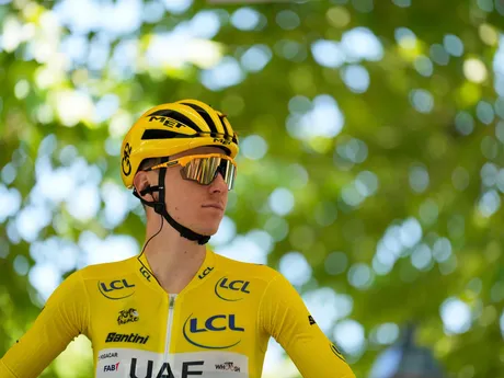 Momentka z 9. etapy na Tour de France 2025.
