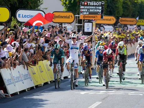 Tim Merlier z tímu Soudal Quick-Step vyhral 9. etapu na Tour de France 2025.