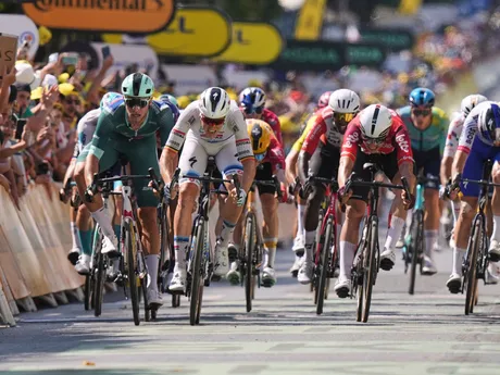 Tim Merlier z tímu Soudal Quick-Step vyhral 9. etapu na Tour de France 2025.