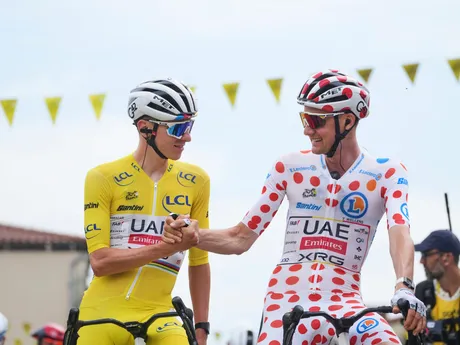 Momentka z 10. etapy na Tour de France 2025.