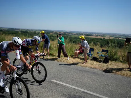 Momentka z 11. etapy na Tour de France 2025.