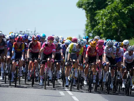 Momentka z 11. etapy na Tour de France 2025.