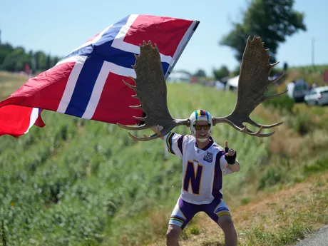 Momentka z 11. etapy na Tour de France 2025.