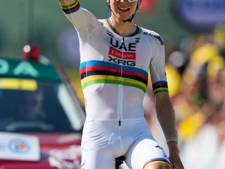 Tadej Pogačar počas 12. etapy Tour de France 2025.