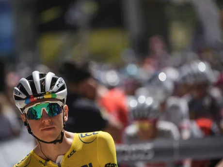 Tadej Pogačar pred štartom 16. etapy Tour de France 2025.