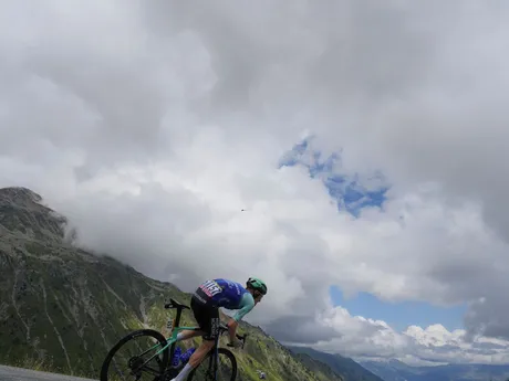 Callum Scotson počas 18. etapy Tour de France 2025.