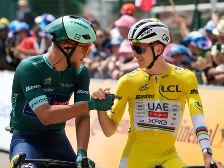 Tadej Pogačar počas 19. etapy na Tour de France. 