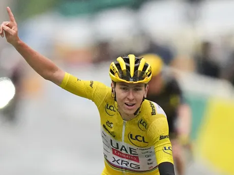 Tadej Pogačar sa stal celkovým víťazom Tour de France 2025