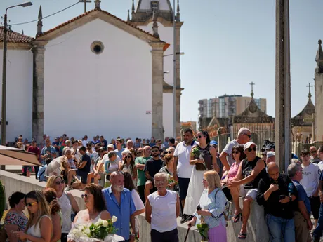 Pohreb Dioga Jotu a Andrého Silvu