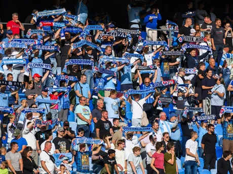 Diváci počas zápasu 6. kola Niké ligy ŠK Slovan Bratislava - FC Košice.