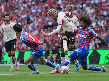 Útočník Hugo Ekitike strieľa v zápase o Community Shield svoj prvý gól za FC Liverpool. 
