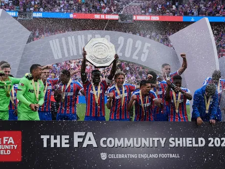 Futbalisti klubu Crystal Palace prvýkrát v histórii získali Community Shield. 