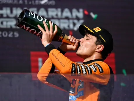 Lando Norris vyhral Veľkú cenu Maďarska 2025