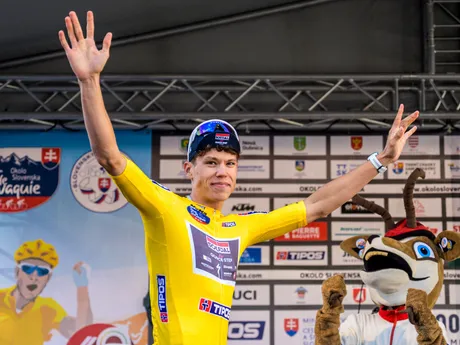 Paul Magnier z tímu Soudal Quick-Step v žltom drese po 1. etape 69. ročníka medzinárodných cyklistických pretekov Okolo Slovenska.