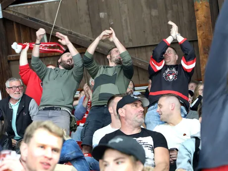 Gólová radosť fanúšikov Banskej Bystrice počas zápasu 1. kola Tipsport ligy HC MONACObet Banská Bystrica - HKM Zvolen.