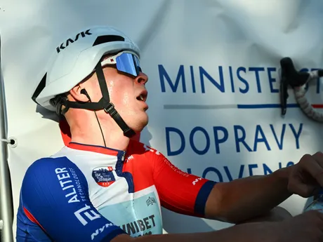 Slovenský cyklista Lukáš Kubiš z tímu Unibet Tietema Rockets reaguje v cieli záverečnej  5. etapy 69. ročníka medzinárodných cyklistických pretekov Okolo Slovenska.