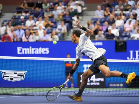 Felix Auger-Aliassime počas semifinále na US Open 2025.