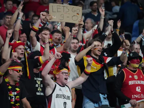 Nemeckí fanúšikovia vo finále ME v basketbale 2025: Turecko - Nemecko