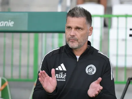 Tréner Prešova Vladimír Cifranič reaguje počas zápasu 8. kola futbalovej Niké ligy FC Tatran Prešov - MFK Ružomberok