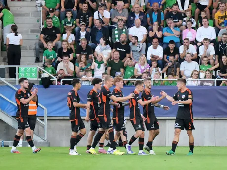 Hráči Ružomberka sa tešia z gólu počas zápasu 8. kola futbalovej Niké ligy FC Tatran Prešov - MFK Ružomberok