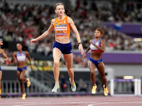 Holanďanka Femke Bolová vo finále v behu na 400 m cez prekážky na MS v atletike 2025.