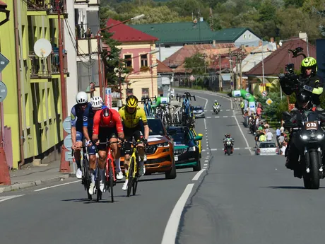 Cyklisti počas 3. etapy na Okolo Slovenska 2025. 