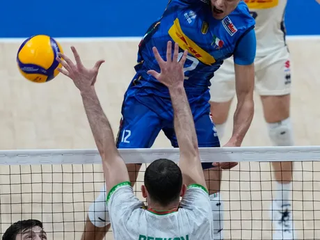 Fotka zo zápasu Taliansko - Bulharsko vo finále na MS vo volejbale 2025.