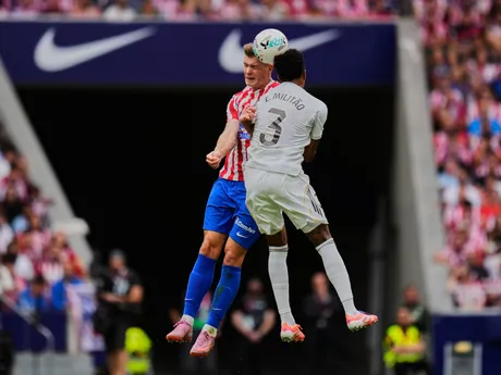 Alexander Sorloth počas madridského derby v 7. kole La Ligy.