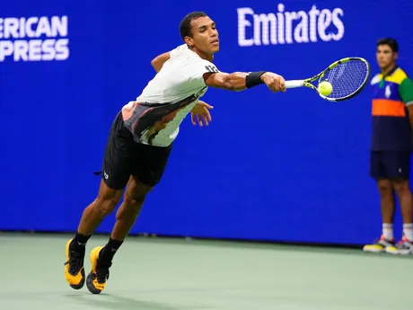 Felix Auger-Aliassime počas semifinále na US Open 2025.