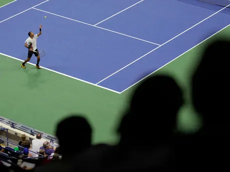 Felix Auger-Aliassime počas semifinále na US Open 2025.