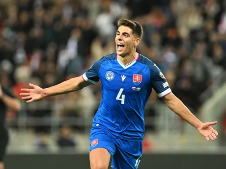 Na snímke vpravo sa teší z gólu hráč Slovenska Adam Obert počas kvalifikačného zápasu na Majstrovstvá sveta medzi Slovenskom a Luxemburskom v Trnave v pondelok 13. októbra 2025. FOTO TASR - Lukáš Grinaj

- šport
- futbal 
- Trnava 
- TTX 
- Slovensko
- SR
- SK
- európska 
- kvalifikácia 
- 2026
- Luxembursko