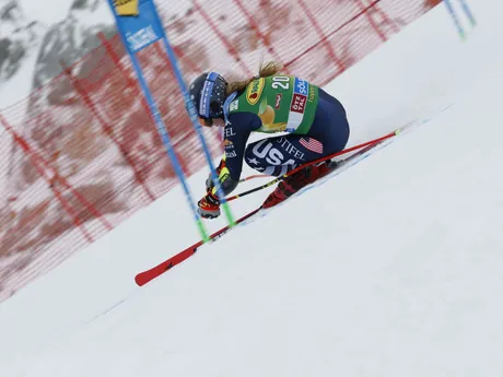 Mikaela Shiffrinová počas obrovského slalomu žien v rakúskom Söldene. 