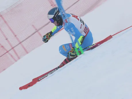 Alex Vinatzer počas obrovského slalomu mužov v Söldene. 