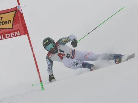Andreas Žampa počas obrovského slalomu mužov v Söldene. 